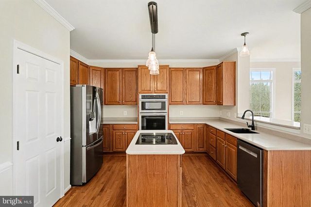 10301 LEES CROSSING LN, Fredericksburg, VA 22408