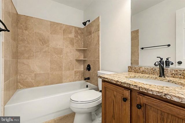 10301 LEES CROSSING LN, Fredericksburg, VA 22408