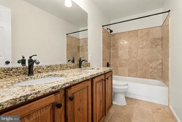 10301 LEES CROSSING LN, Fredericksburg, VA 22408