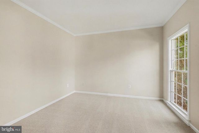 10301 LEES CROSSING LN, Fredericksburg, VA 22408