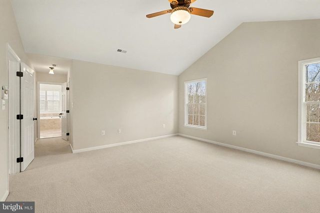 10301 LEES CROSSING LN, Fredericksburg, VA 22408