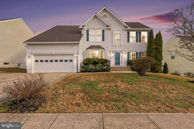 10301 LEES CROSSING LN, Fredericksburg, VA 22408