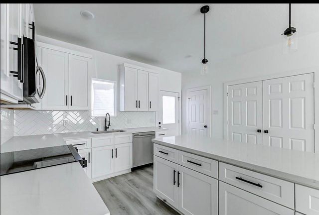 2206 Dolly Wright Street B, Houston, TX 77088