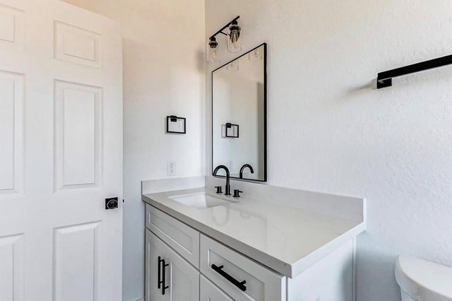 2206 Dolly Wright Street B, Houston, TX 77088