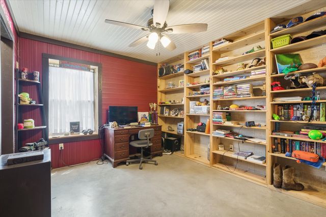 2871 Fm 751, Wills Point, TX 75169