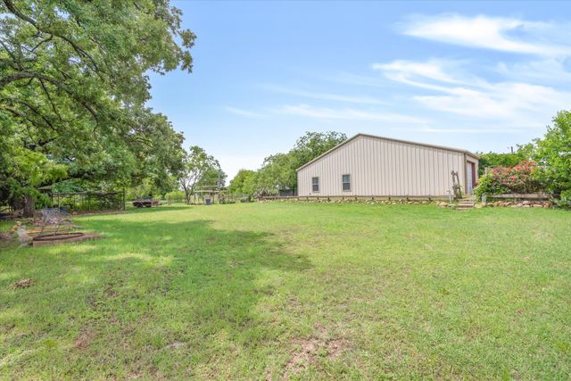 2871 Fm 751, Wills Point, TX 75169