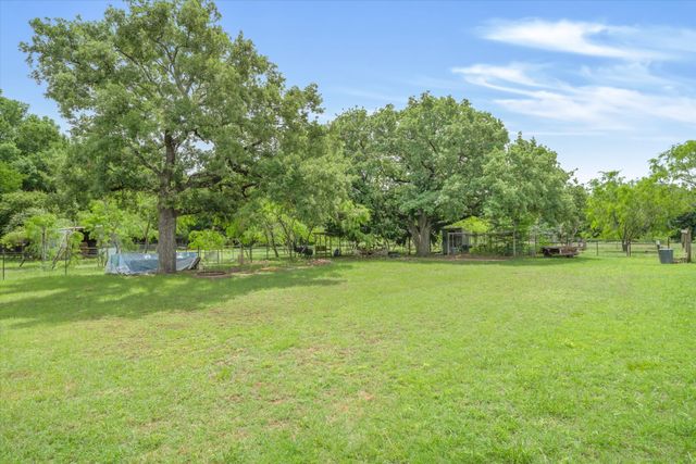 2871 Fm 751, Wills Point, TX 75169