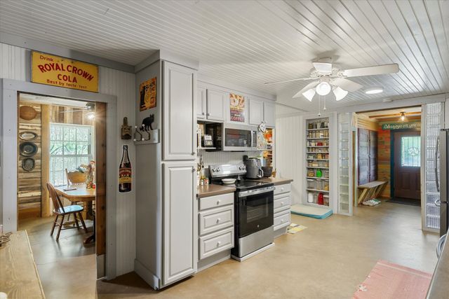 2871 Fm 751, Wills Point, TX 75169