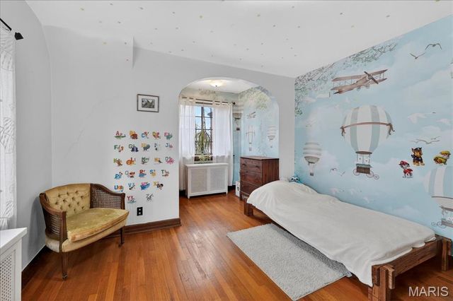 66 Bellerive Acres, St Louis, MO 63121