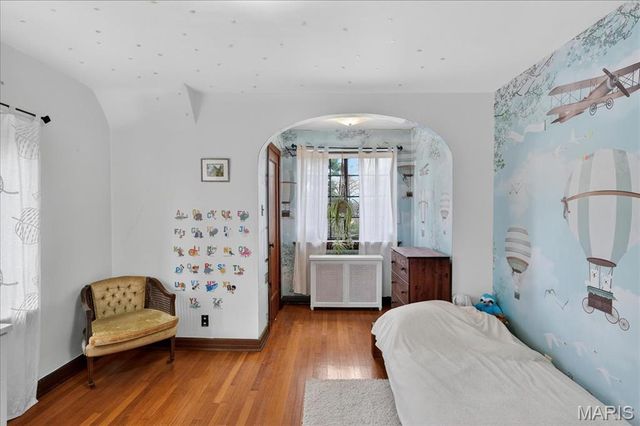 66 Bellerive Acres, St Louis, MO 63121