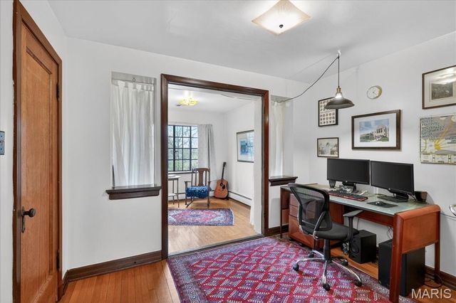 66 Bellerive Acres, St Louis, MO 63121