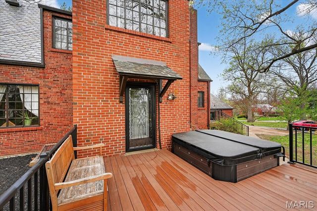 66 Bellerive Acres, St Louis, MO 63121