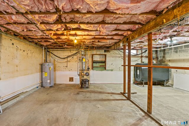 39 Lincoln Avenue, Wallingford, CT 06492