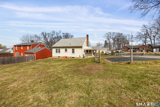 39 Lincoln Avenue, Wallingford, CT 06492