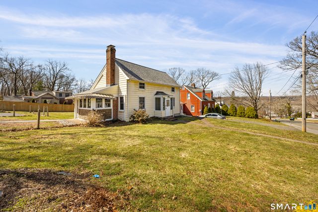 39 Lincoln Avenue, Wallingford, CT 06492