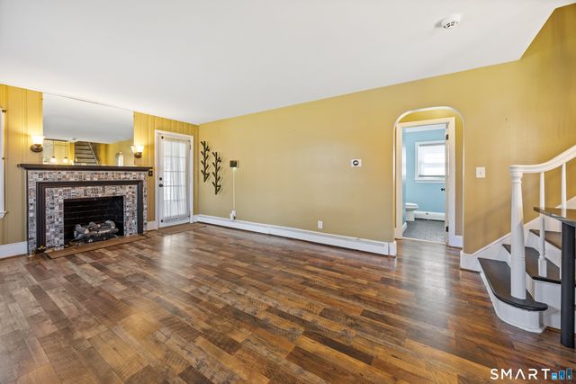 39 Lincoln Avenue, Wallingford, CT 06492