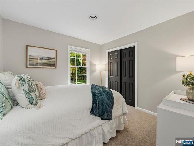 22 Millstream Road, Upper Saddle River, NJ 07458