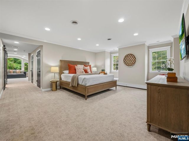 22 Millstream Road, Upper Saddle River, NJ 07458