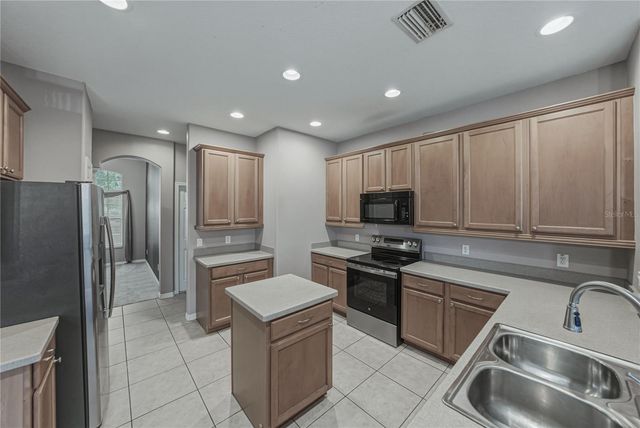 1603 GRAND HERITAGE BOULEVARD, Valrico, FL 33594