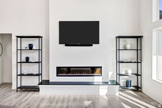 94 S 950 E, Hyde Park, UT 84318