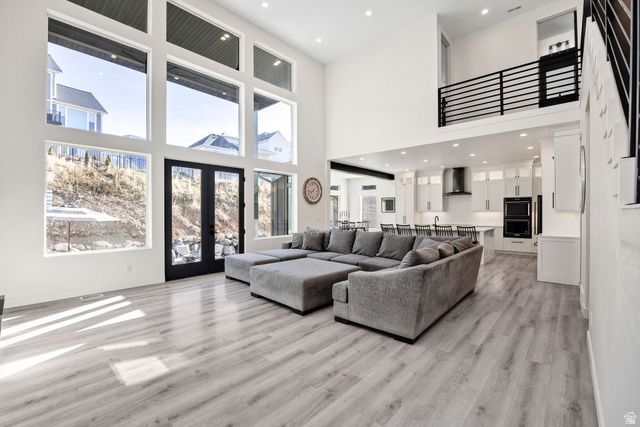 94 S 950 E, Hyde Park, UT 84318