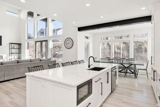 94 S 950 E, Hyde Park, UT 84318