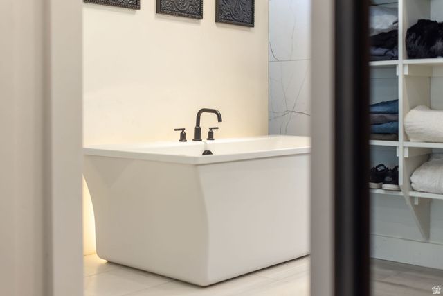 94 S 950 E, Hyde Park, UT 84318