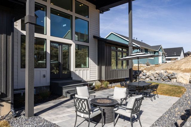 94 S 950 E, Hyde Park, UT 84318