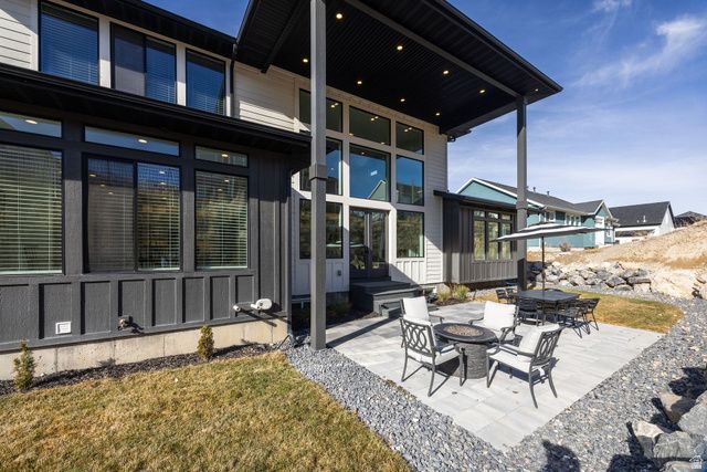 94 S 950 E, Hyde Park, UT 84318