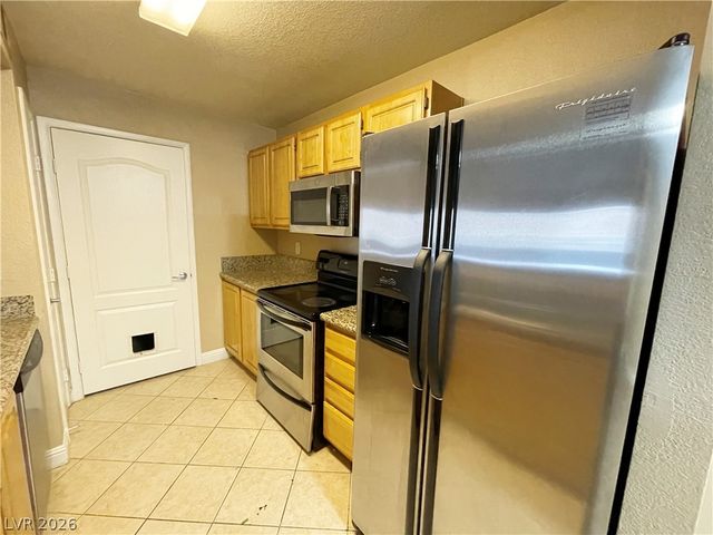 5055 West Hacienda Avenue 2019, Las Vegas, NV 89118