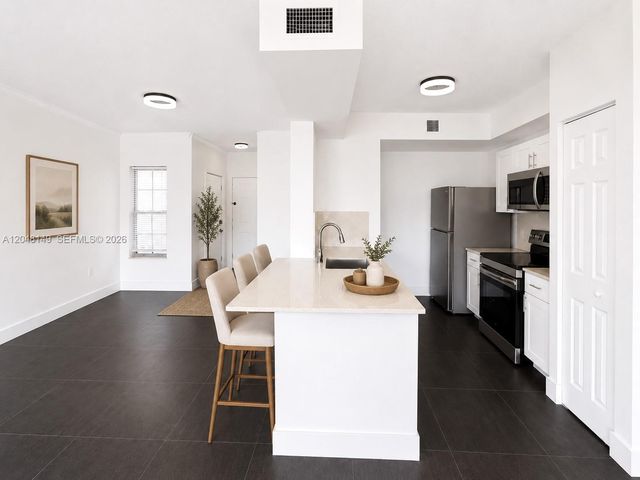 2452 Centergate Drive 102, Miramar, FL 33025