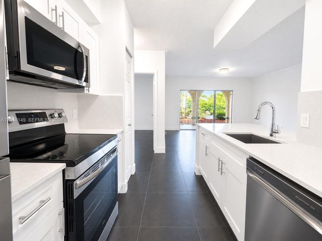 2452 Centergate Drive 102, Miramar, FL 33025