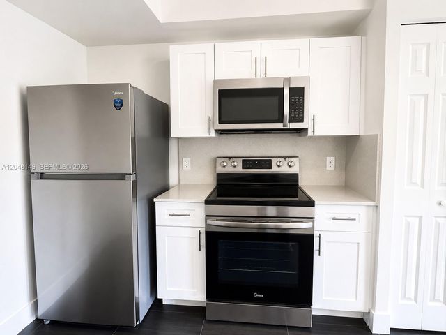 2452 Centergate Drive 102, Miramar, FL 33025