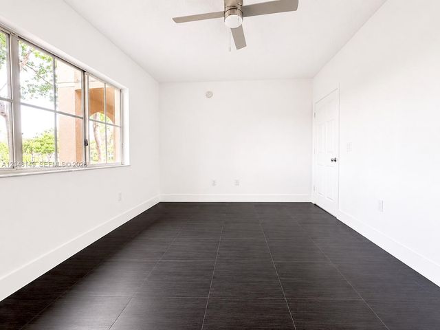 2452 Centergate Drive 102, Miramar, FL 33025