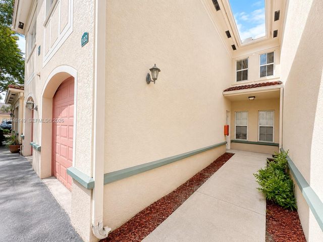 2452 Centergate Drive 102, Miramar, FL 33025