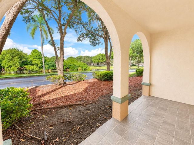 2452 Centergate Drive 102, Miramar, FL 33025