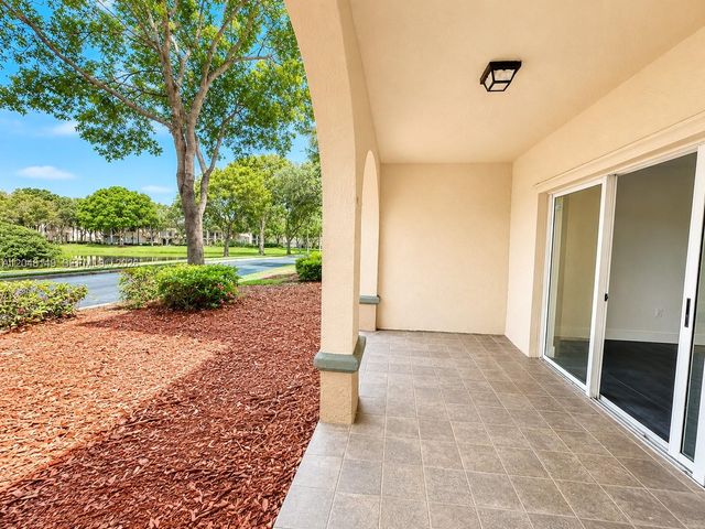 2452 Centergate Drive 102, Miramar, FL 33025