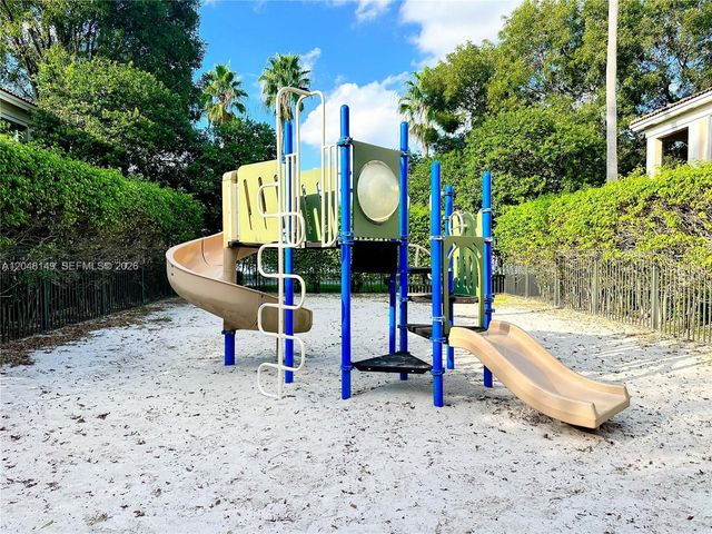 2452 Centergate Drive 102, Miramar, FL 33025