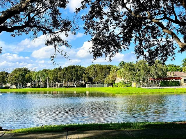 2452 Centergate Drive 102, Miramar, FL 33025