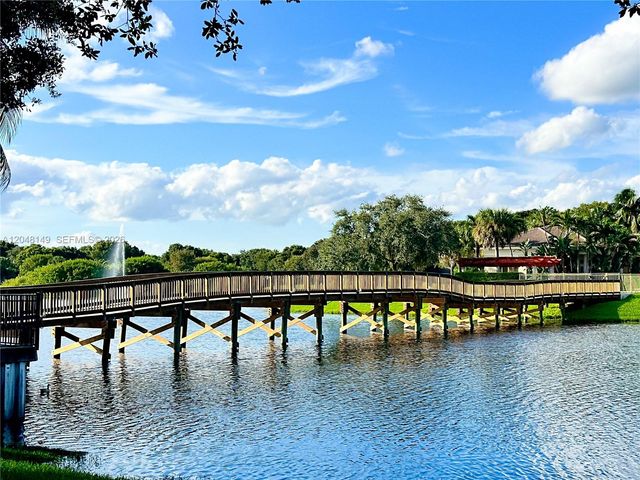 2452 Centergate Drive 102, Miramar, FL 33025