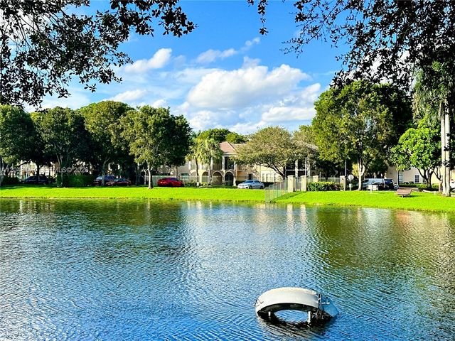 2452 Centergate Drive 102, Miramar, FL 33025