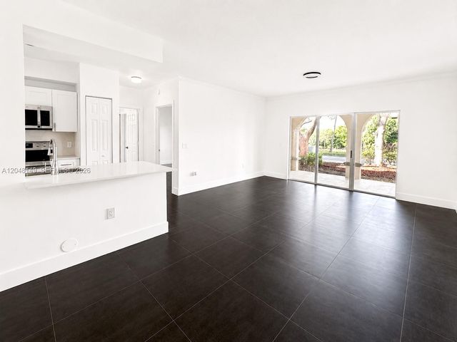 2452 Centergate Drive 102, Miramar, FL 33025