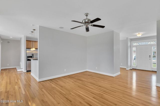 417 Meadowland Circle, Maple Hill, NC 28454