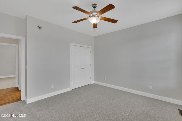 417 Meadowland Circle, Maple Hill, NC 28454