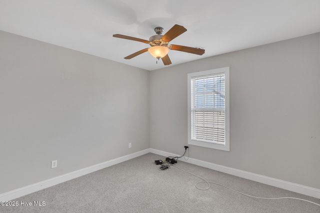 417 Meadowland Circle, Maple Hill, NC 28454