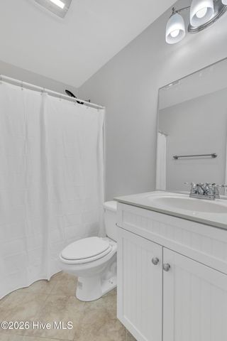 417 Meadowland Circle, Maple Hill, NC 28454