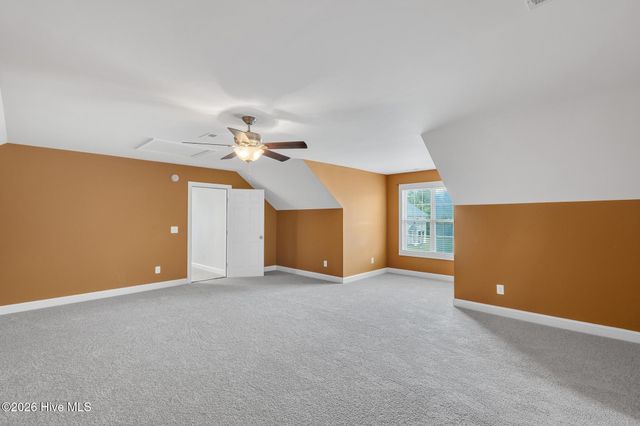 417 Meadowland Circle, Maple Hill, NC 28454