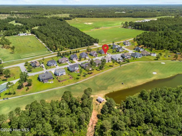 417 Meadowland Circle, Maple Hill, NC 28454