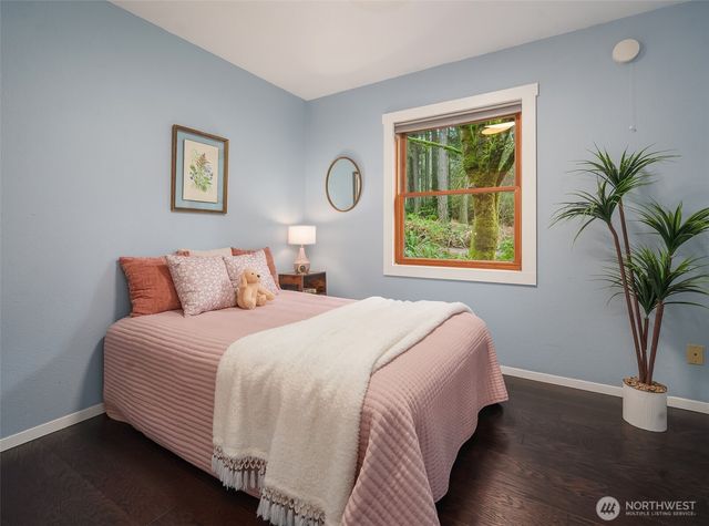 12908 SW 244th Place, Vashon, WA 98070