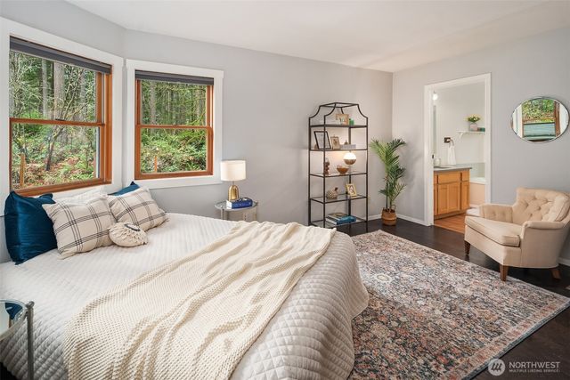 12908 SW 244th Place, Vashon, WA 98070